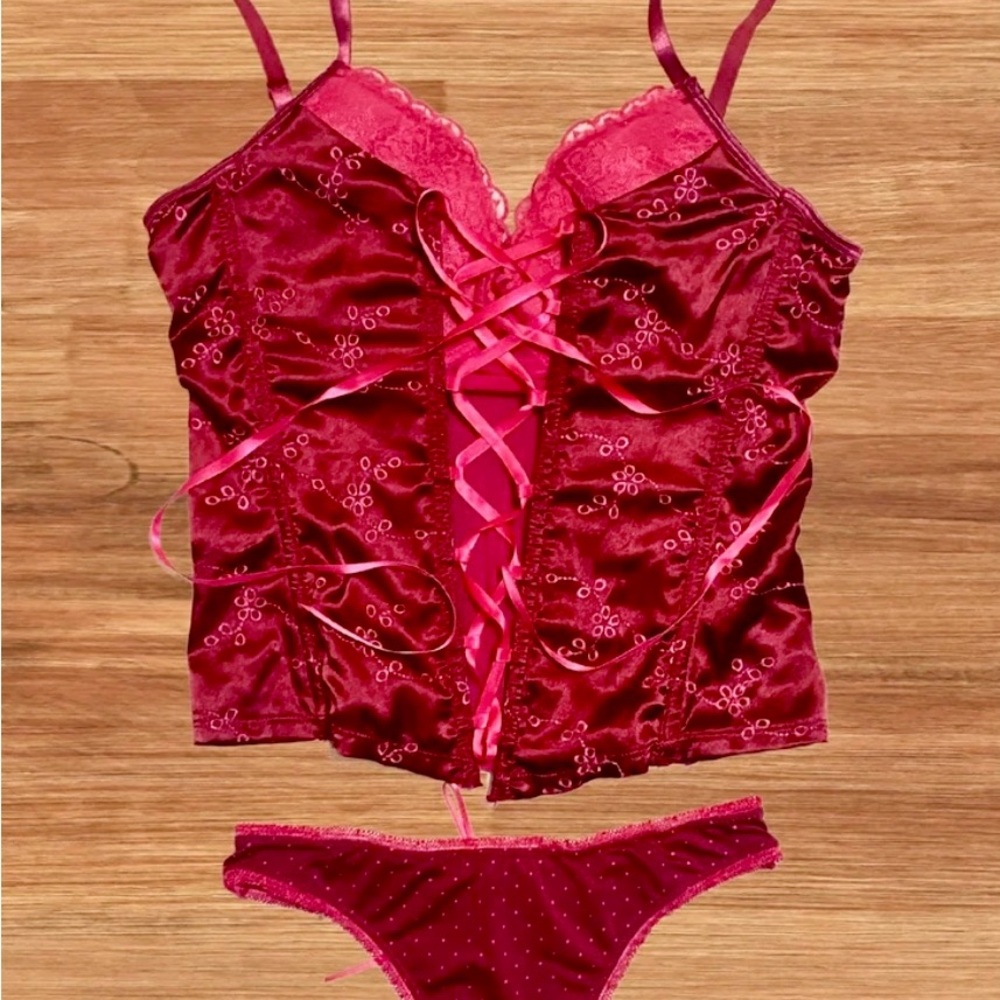 Elegant Red Lace Lingerie Set